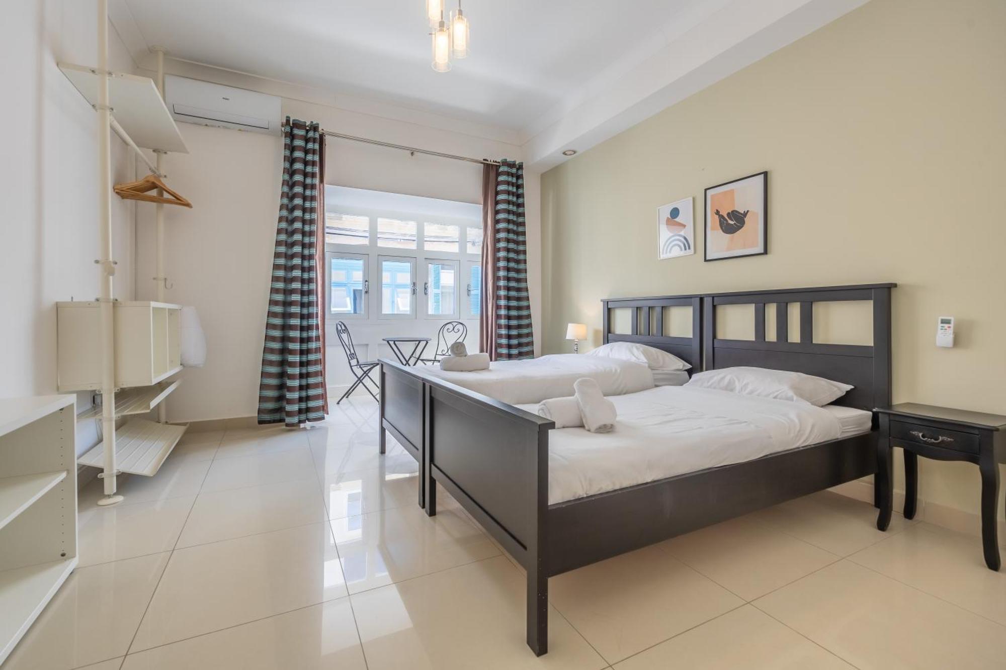 Hard To Come By - Modern & Huge House In Sliema Luaran gambar