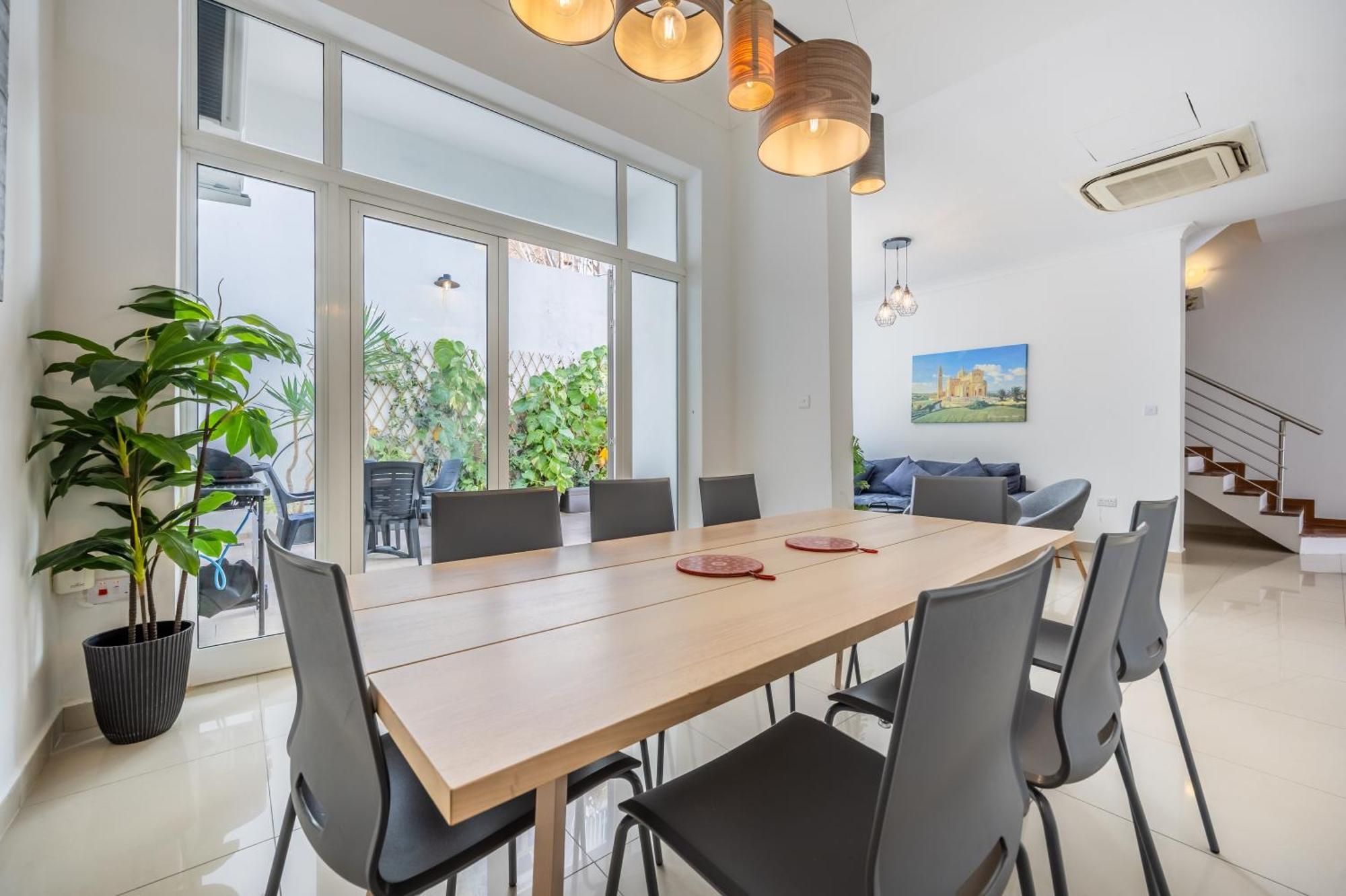 Hard To Come By - Modern & Huge House In Sliema Luaran gambar